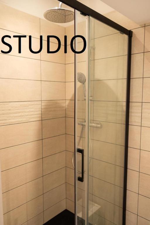 Studio Hikoki Dinan Exterior photo